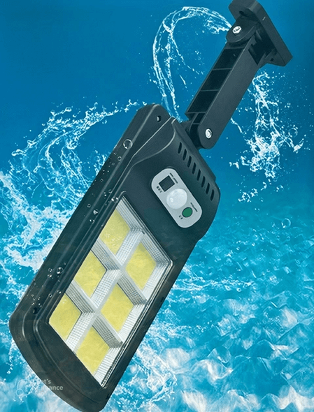 Прожектор светодиодный Inspire Solar flashlight 2 на солнечной батарее с датчиком движения и пультом ДУ flashlight-2 фото
